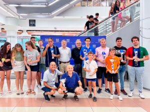 Foto de familia de los galardonados en el Open Internacional Nuevo Centro